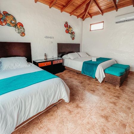 Isamar Hotel Puerto Villamil Luaran gambar